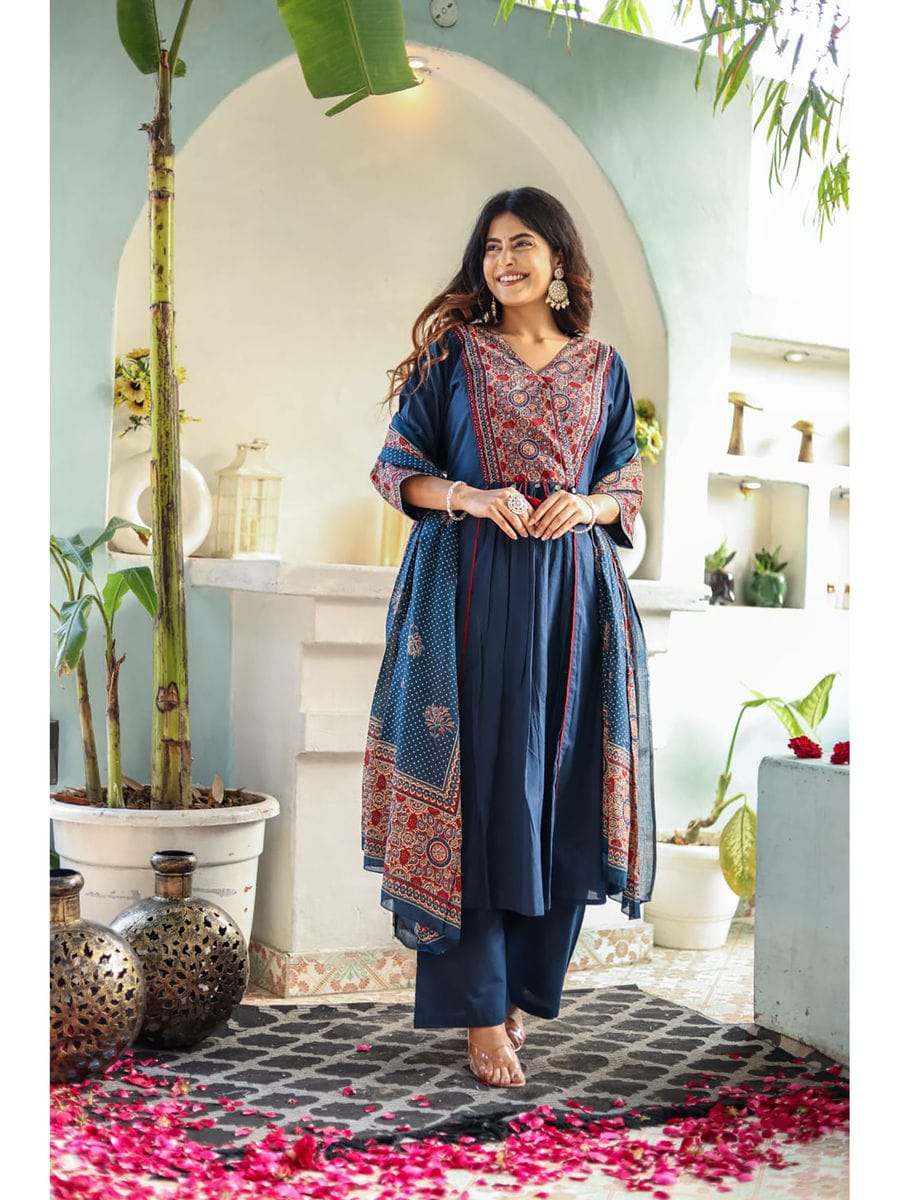 blue embroidery kurta set